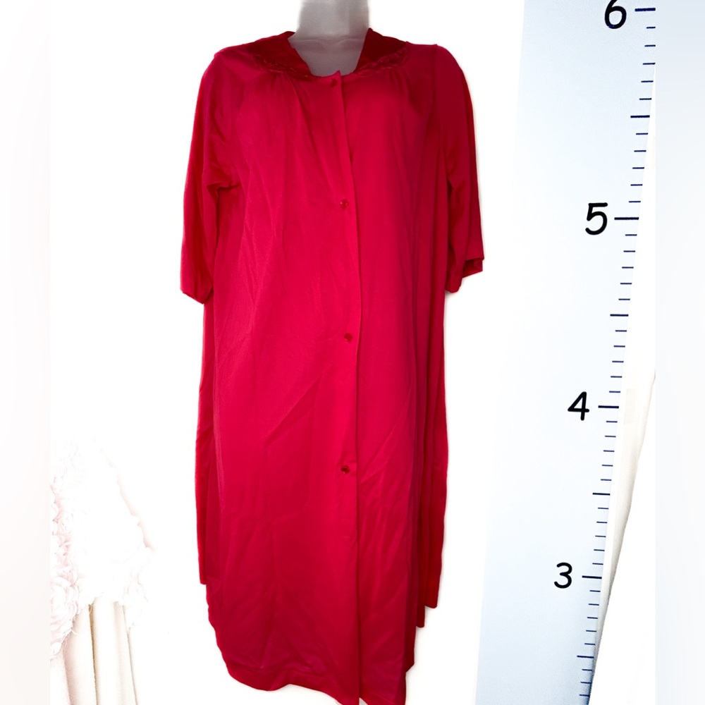 Vassarette Red Nylon Nightgown Robe‎ Button Front Medium